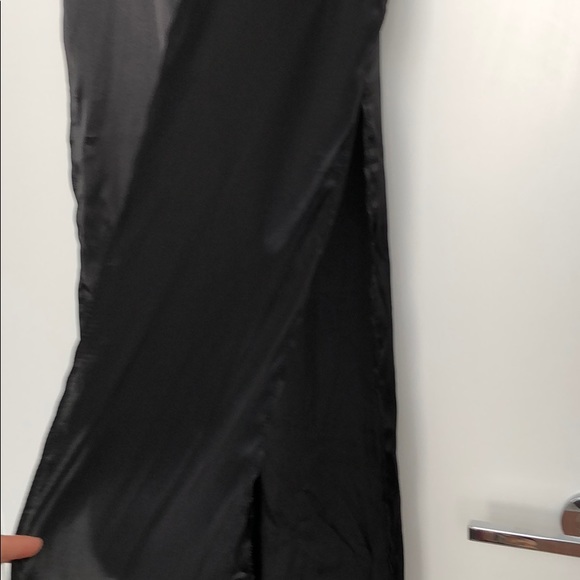 Duster - Picture 3 of 4